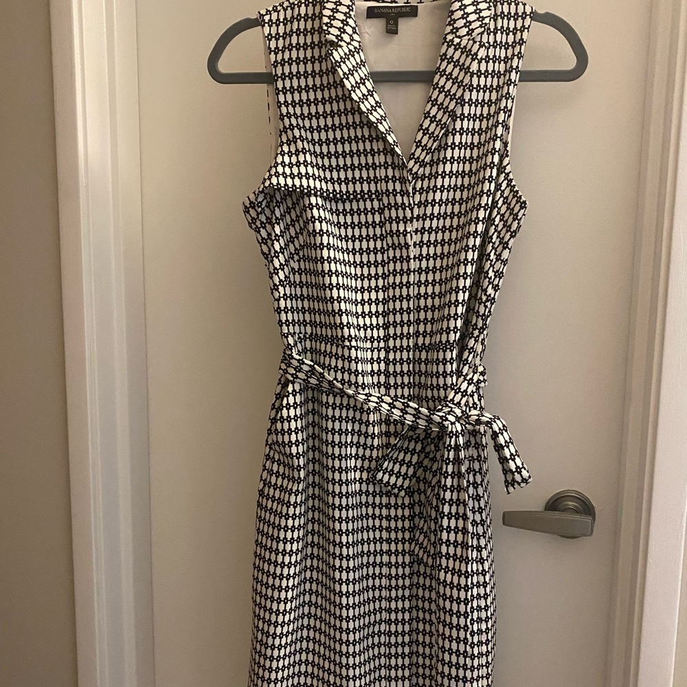 Geometric print shirt dress!